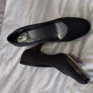 Stuart Weitzman pumps